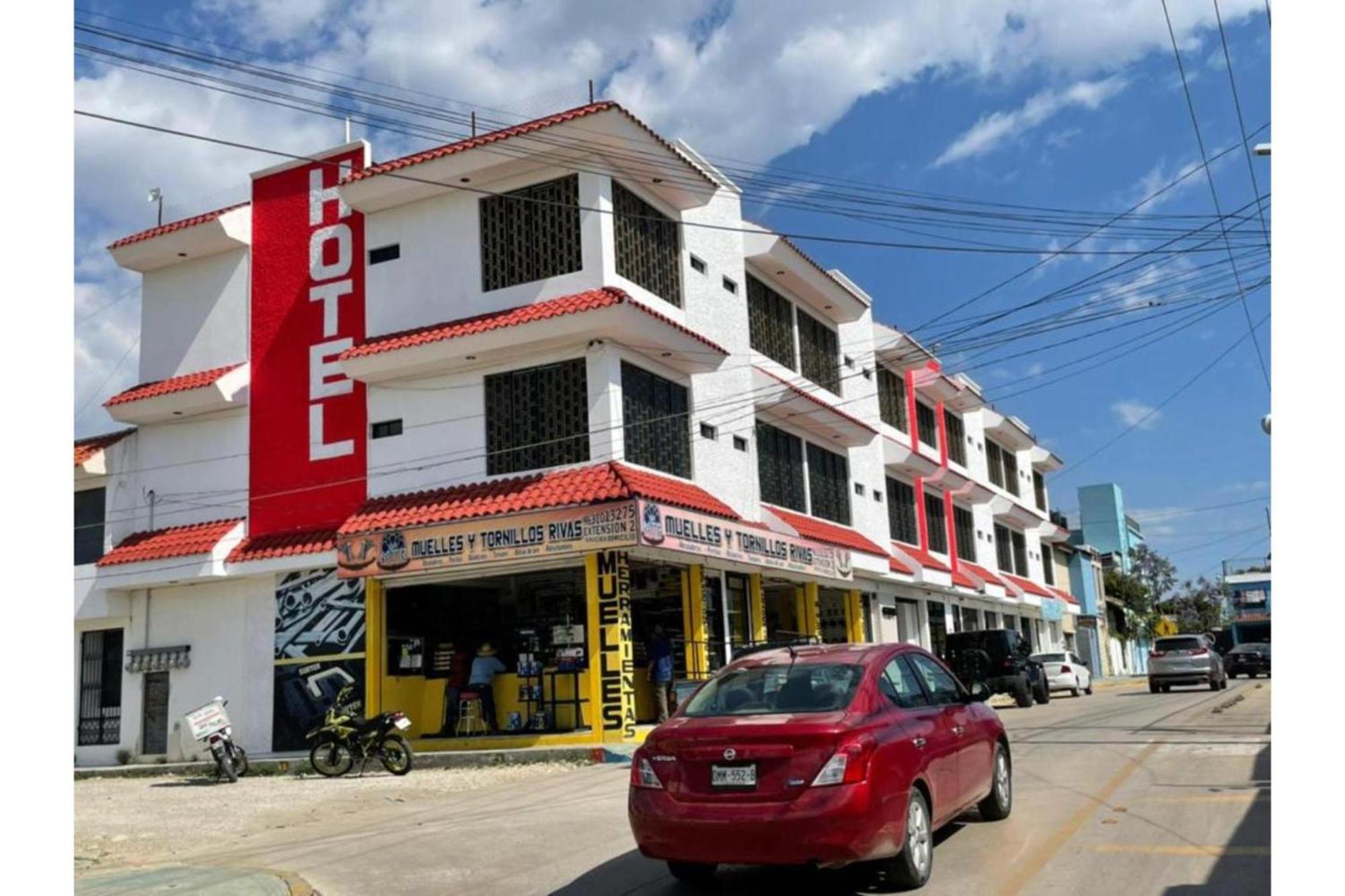 Hotel Puerta Sur Comitan de Dominguez Exterior foto